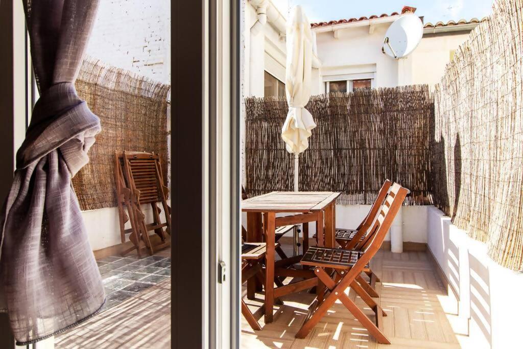Apartamento Con Terraza Privada Cerca De La Playa Valencia Buitenkant foto